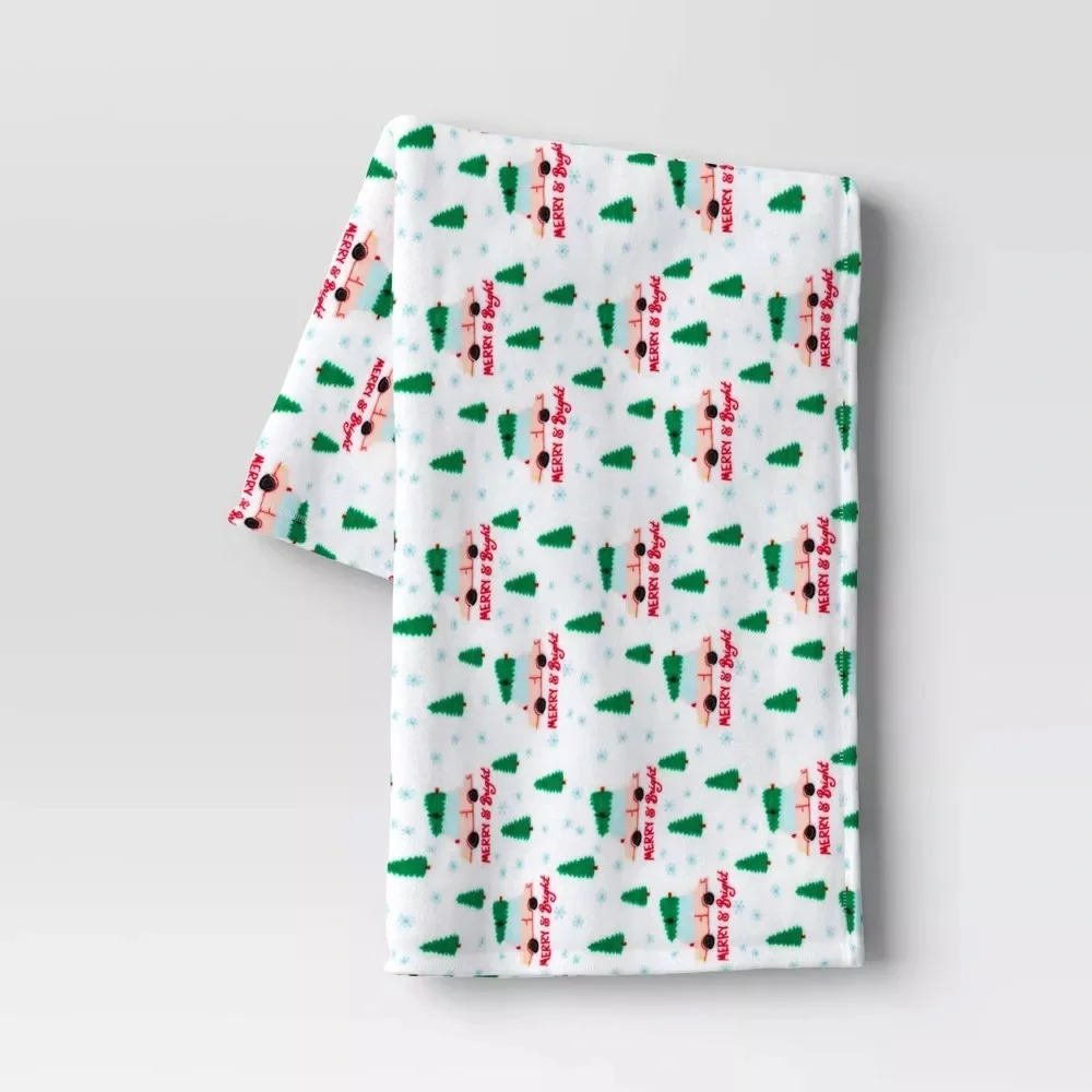 2023 Target Wondershop Holiday Plush Throw Blanket